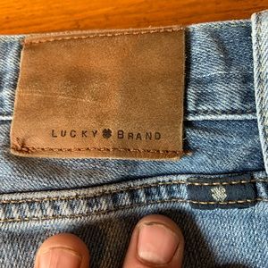 Lucky Brand. 363 Vintage straight. 38WX32L